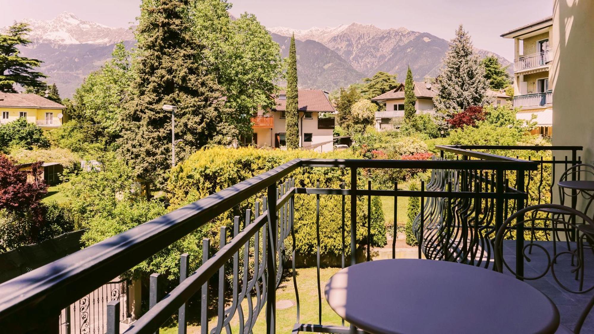 Hotel Villa Laurus 메라노 외부 사진
