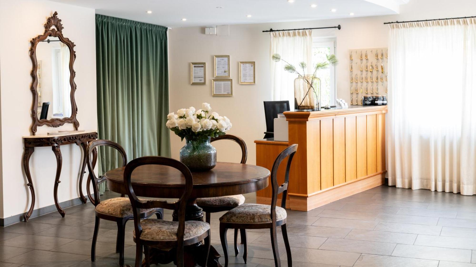 Hotel Villa Laurus 메라노 외부 사진